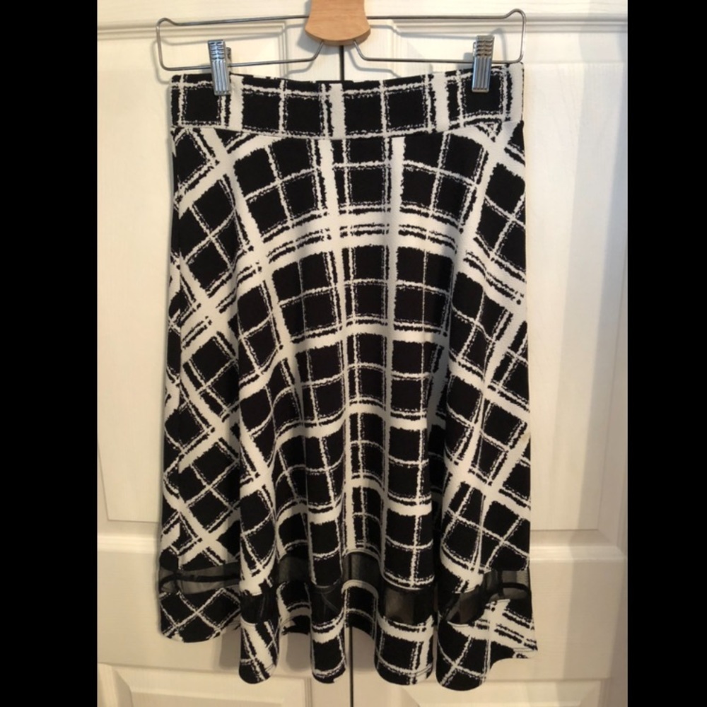 FAITH AND JOY black and white waistband skirt